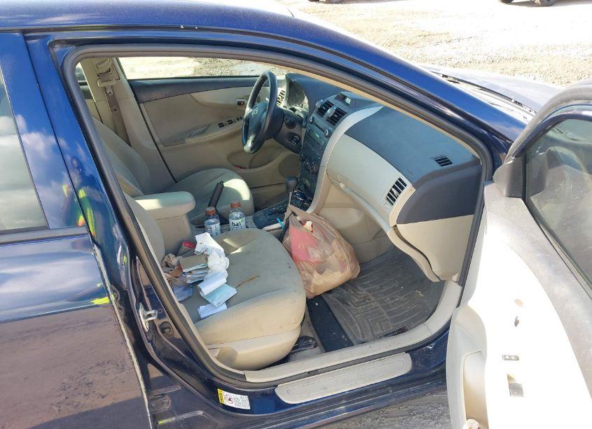 Photo 5 of 2013 Toyota Corolla L (VIN 5YFBU4EE4DP152416)