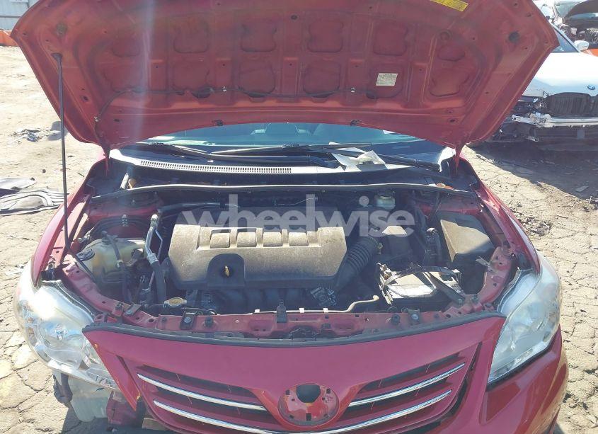 Photo 10 of 2013 Toyota Corolla LE (VIN 5YFBU4EE4DP152917)