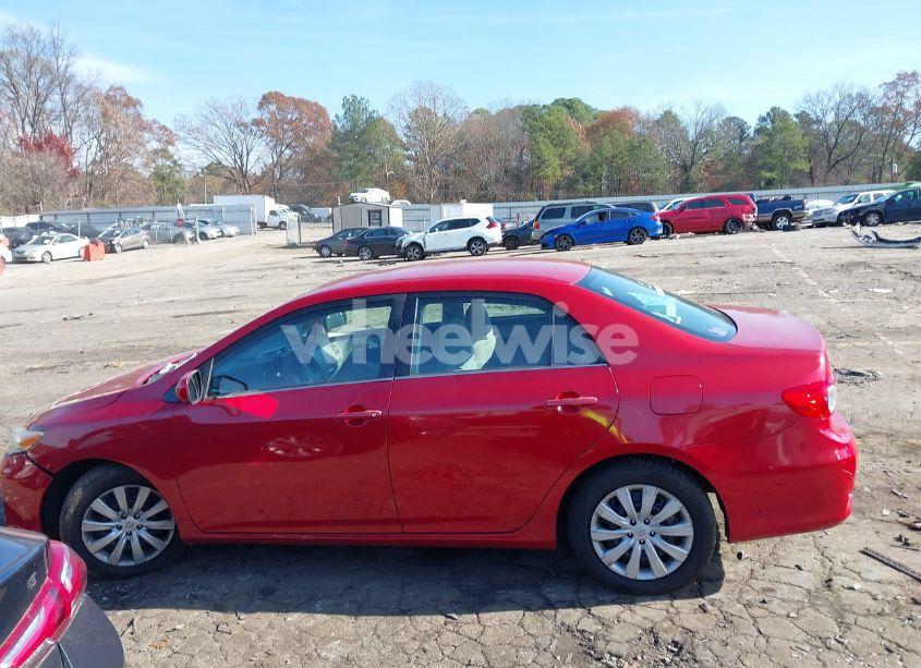 Photo 13 of 2013 Toyota Corolla LE (VIN 5YFBU4EE4DP152917)