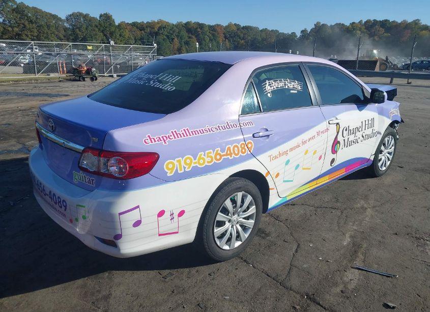 Photo 4 of 2013 Toyota Corolla LE (VIN 5YFBU4EE4DP162878)