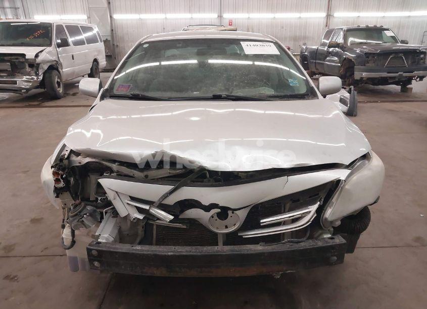 Photo 13 of 2013 Toyota Corolla LE (VIN 5YFBU4EE4DP167840)
