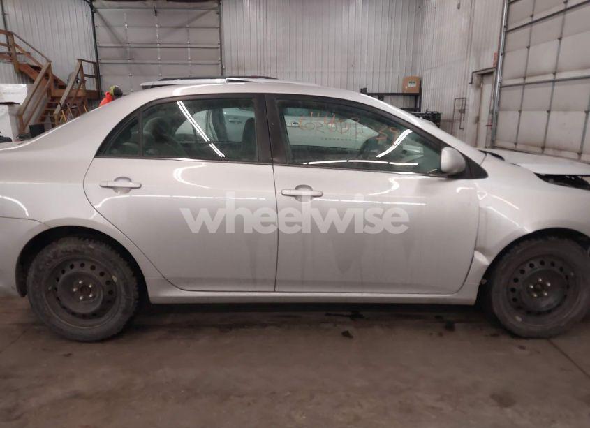 Photo 14 of 2013 Toyota Corolla LE (VIN 5YFBU4EE4DP167840)