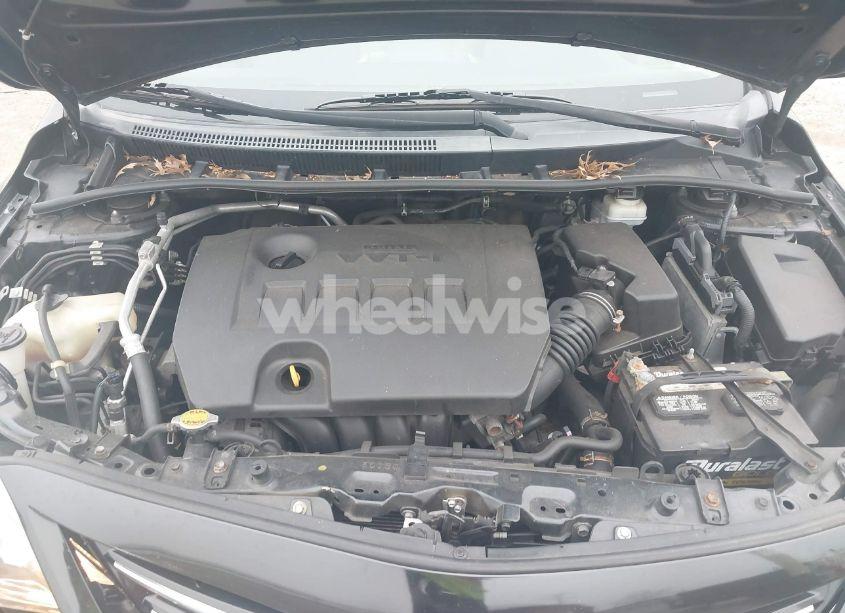 Photo 10 of 2013 Toyota Corolla LE (VIN 5YFBU4EE4DP180961)