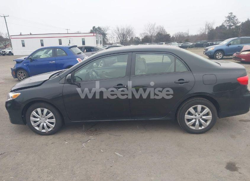 Photo 14 of 2013 Toyota Corolla LE (VIN 5YFBU4EE4DP180961)