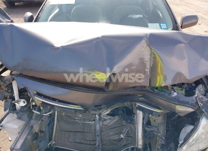 Photo 10 of 2013 Toyota Corolla LE (VIN 5YFBU4EE4DP185819)