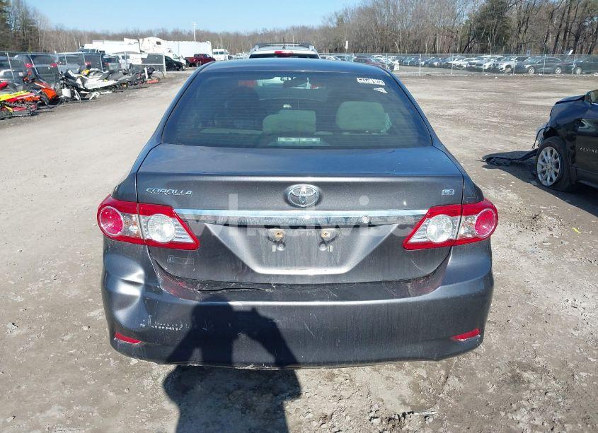 Photo 16 of 2013 Toyota Corolla LE (VIN 5YFBU4EE4DP185819)