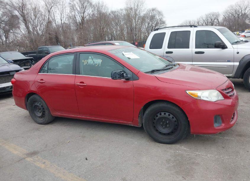 Photo 13 of 2013 Toyota Corolla LE (VIN 5YFBU4EE4DP186260)