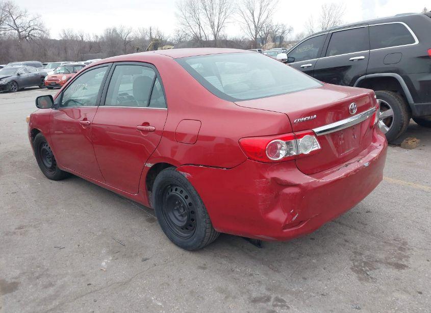 Photo 3 of 2013 Toyota Corolla LE (VIN 5YFBU4EE4DP186260)