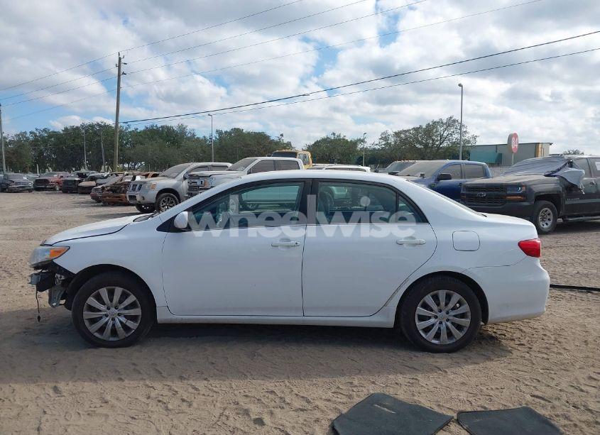 Photo 15 of 2013 Toyota Corolla LE (VIN 5YFBU4EE4DP192527)