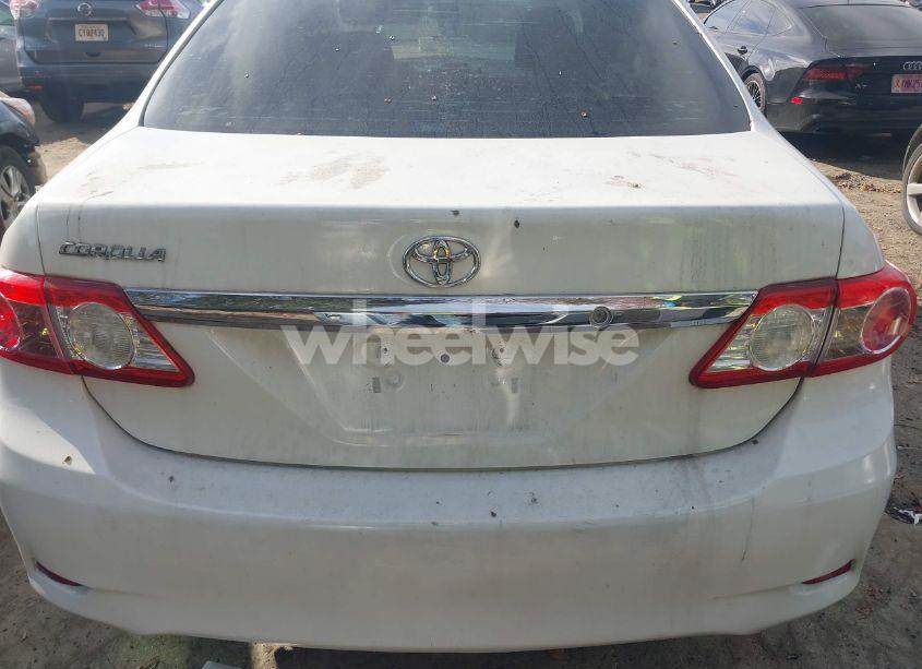 Photo 16 of 2013 Toyota Corolla L/LE/LE SPECIAL EDITION/S/S SPECIAL EDITION (VIN 5YFBU4EE4DP198098)