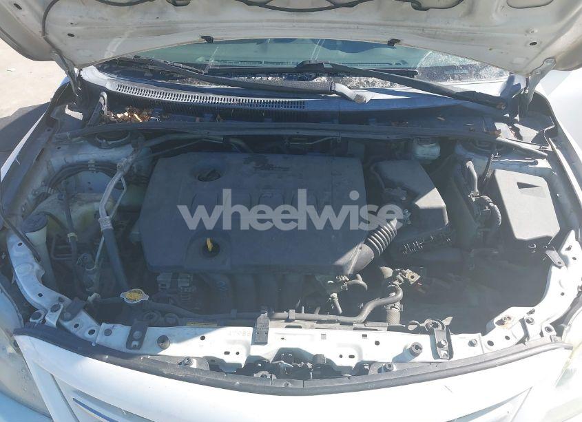 Photo 10 of 2013 Toyota Corolla LE (VIN 5YFBU4EE4DP198764)