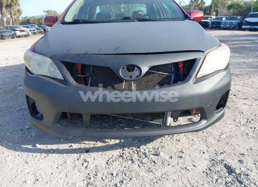 Photo 21 of 2013 Toyota Corolla LE (VIN 5YFBU4EE4DP204028)