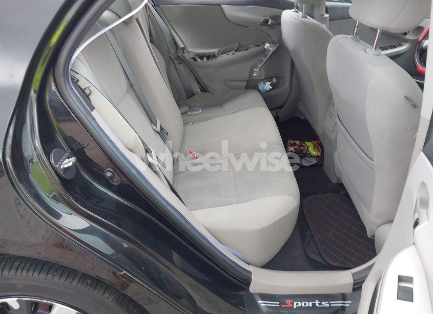 Photo 8 of 2012 Toyota Corolla LE (VIN 5YFBU4EE5CP008288)