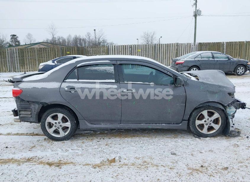 Photo 13 of 2012 Toyota Corolla S (VIN 5YFBU4EE5CP013586)