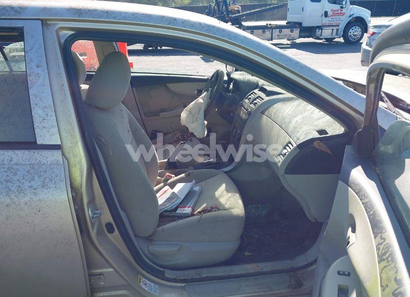 Photo 5 of 2012 Toyota Corolla L (VIN 5YFBU4EE5CP022854)