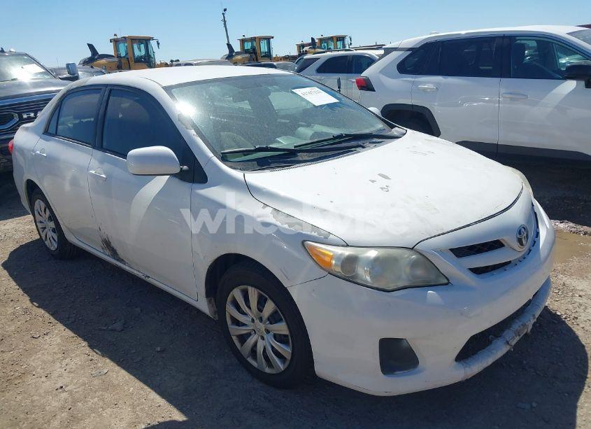 2012 Toyota Corolla LE (VIN 5YFBU4EE5CP045504) main photo