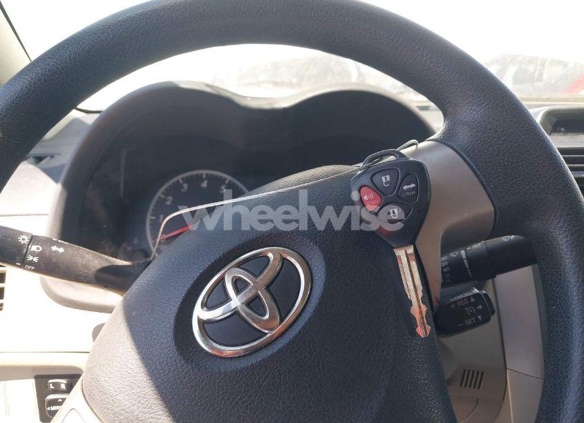 Photo 11 of 2012 Toyota Corolla LE (VIN 5YFBU4EE5CP045504)