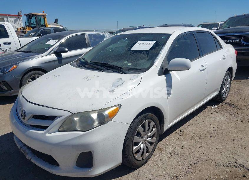 Photo 2 of 2012 Toyota Corolla LE (VIN 5YFBU4EE5CP045504)