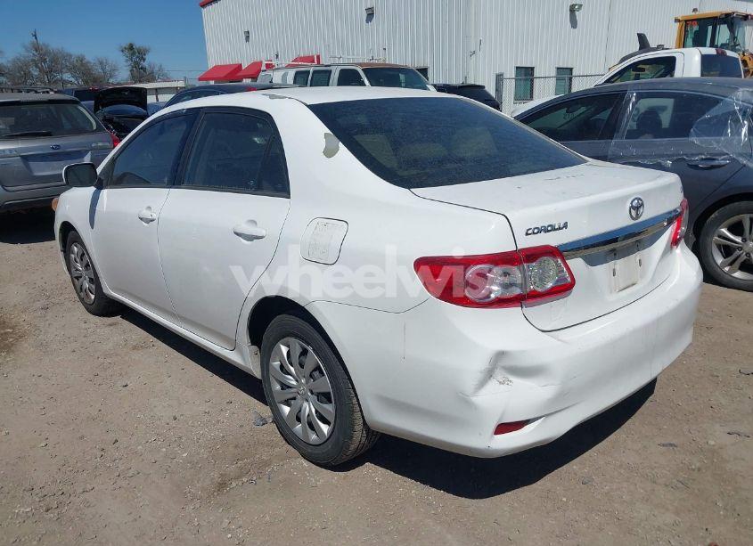 Photo 3 of 2012 Toyota Corolla LE (VIN 5YFBU4EE5CP045504)