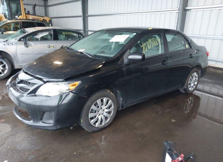 Photo 2 of 2012 Toyota Corolla LE (VIN 5YFBU4EE5CP056051)