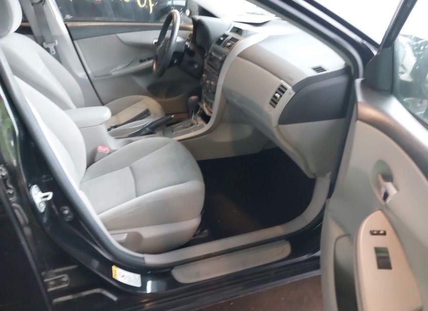 Photo 5 of 2012 Toyota Corolla LE (VIN 5YFBU4EE5CP056051)