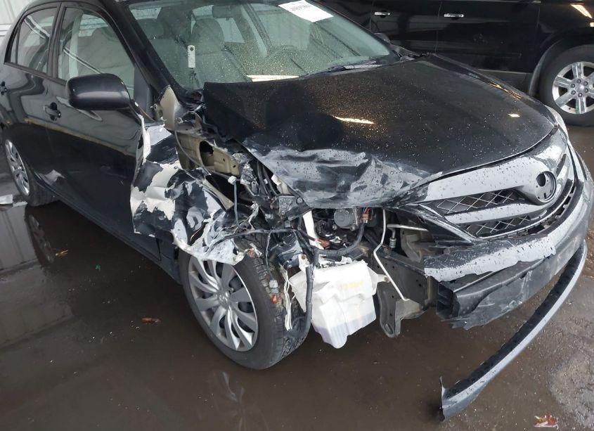 Photo 6 of 2012 Toyota Corolla LE (VIN 5YFBU4EE5CP056051)