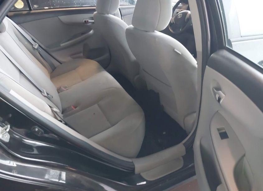 Photo 8 of 2012 Toyota Corolla LE (VIN 5YFBU4EE5CP056051)