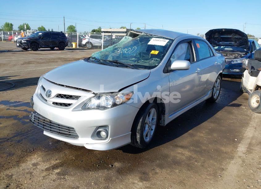 Photo 2 of 2012 Toyota Corolla S (VIN 5YFBU4EE5CP069544)