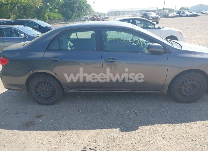 Photo 13 of 2012 Toyota Corolla LE (VIN 5YFBU4EE5CP070905)