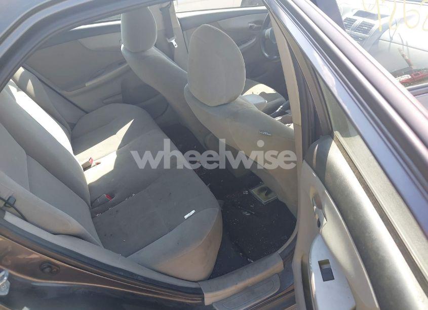 Photo 8 of 2012 Toyota Corolla LE (VIN 5YFBU4EE5CP070905)