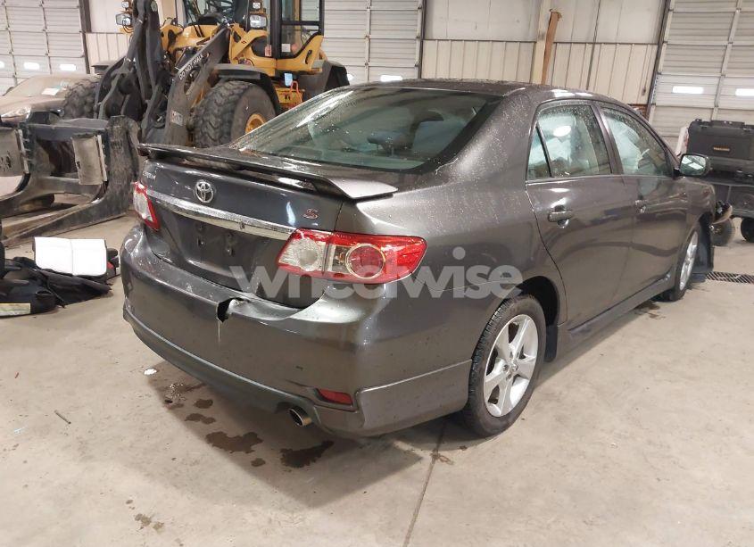 Photo 4 of 2013 Toyota Corolla S (VIN 5YFBU4EE5DP080870)