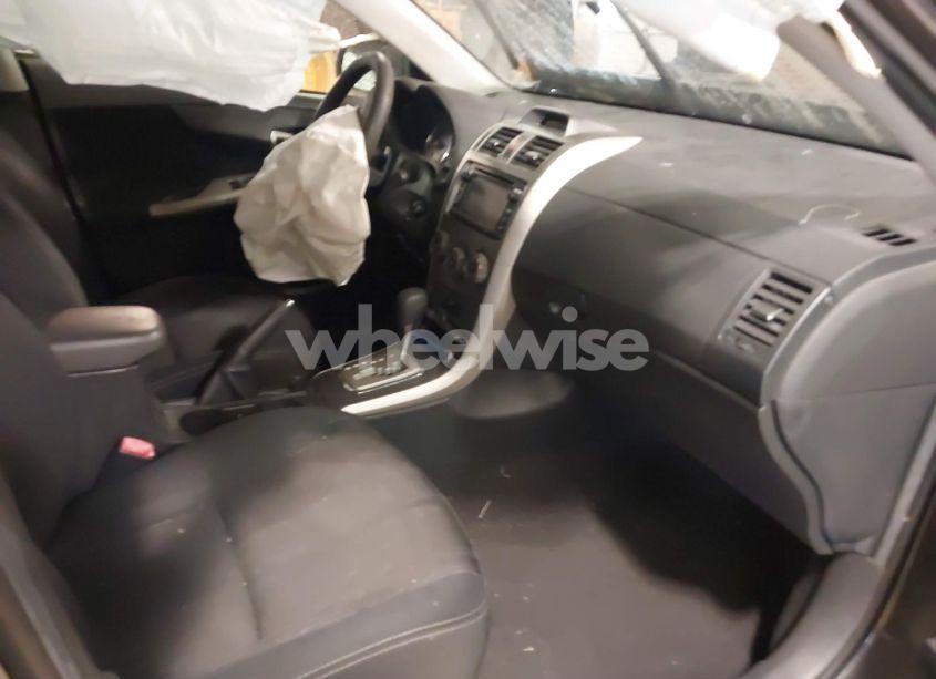 Photo 5 of 2013 Toyota Corolla S (VIN 5YFBU4EE5DP080870)