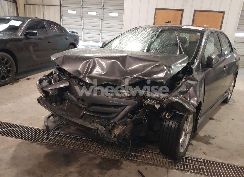 Photo 6 of 2013 Toyota Corolla S (VIN 5YFBU4EE5DP080870)