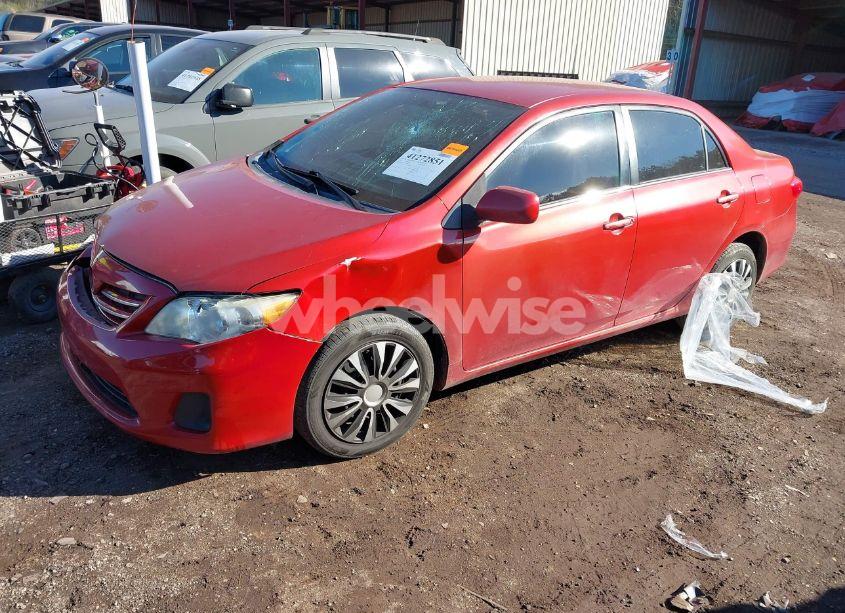 Photo 2 of 2013 Toyota Corolla LE (VIN 5YFBU4EE5DP083171)