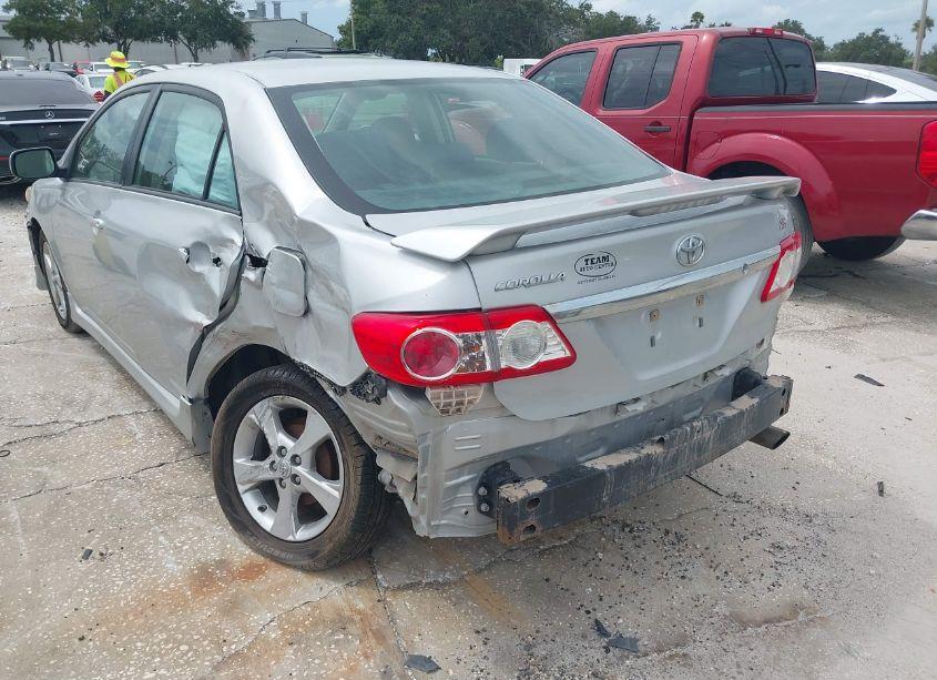 Photo 6 of 2013 Toyota Corolla S (VIN 5YFBU4EE5DP086300)