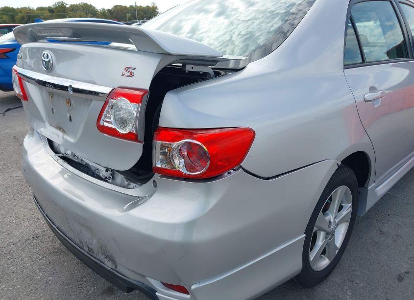 Photo 18 of 2013 Toyota Corolla S (VIN 5YFBU4EE5DP104343)