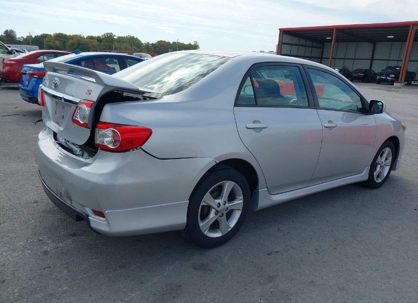 Photo 4 of 2013 Toyota Corolla S (VIN 5YFBU4EE5DP104343)