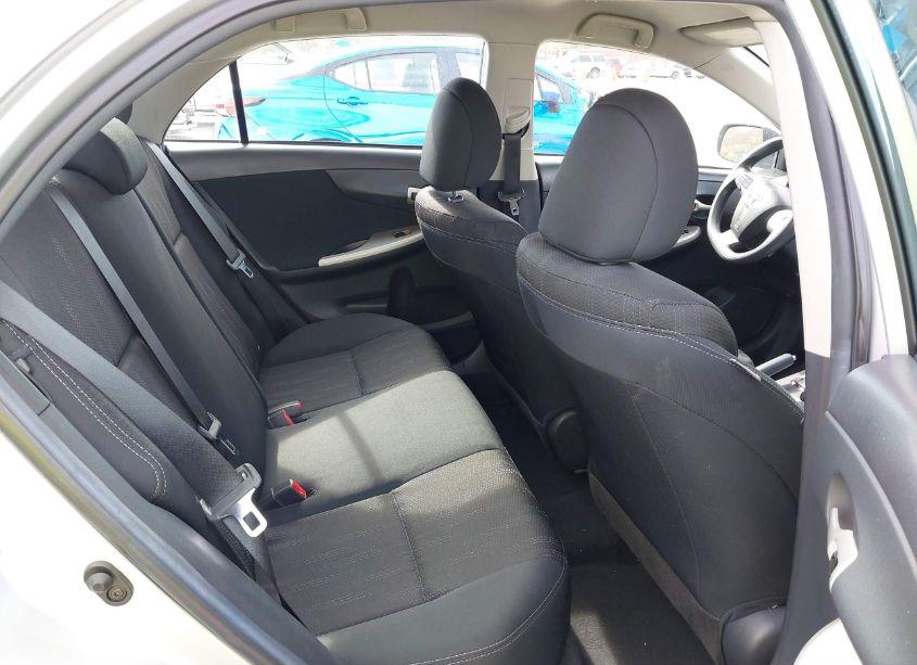 Photo 8 of 2013 Toyota Corolla S (VIN 5YFBU4EE5DP104343)