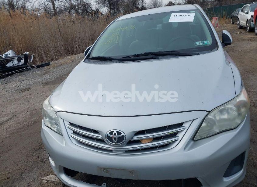 Photo 12 of 2013 Toyota Corolla LE (VIN 5YFBU4EE5DP106805)