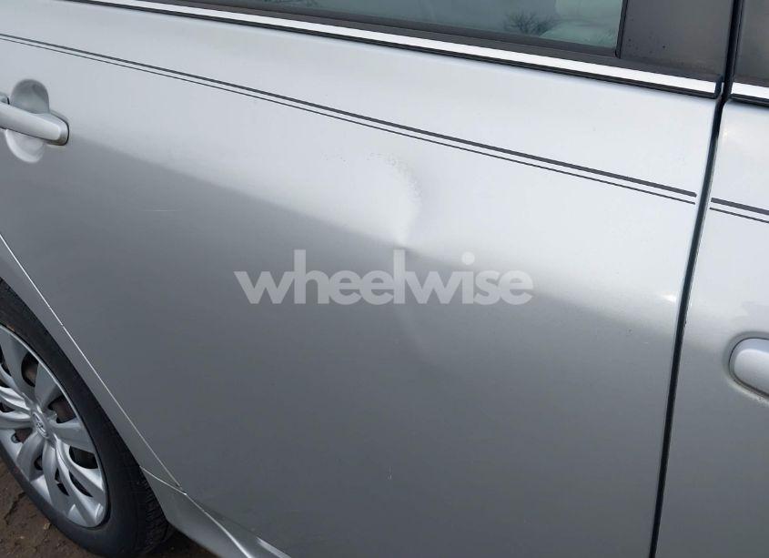 Photo 17 of 2013 Toyota Corolla LE (VIN 5YFBU4EE5DP106805)