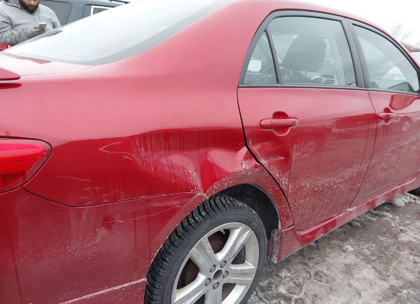 Photo 6 of 2013 Toyota Corolla S (VIN 5YFBU4EE5DP110854)