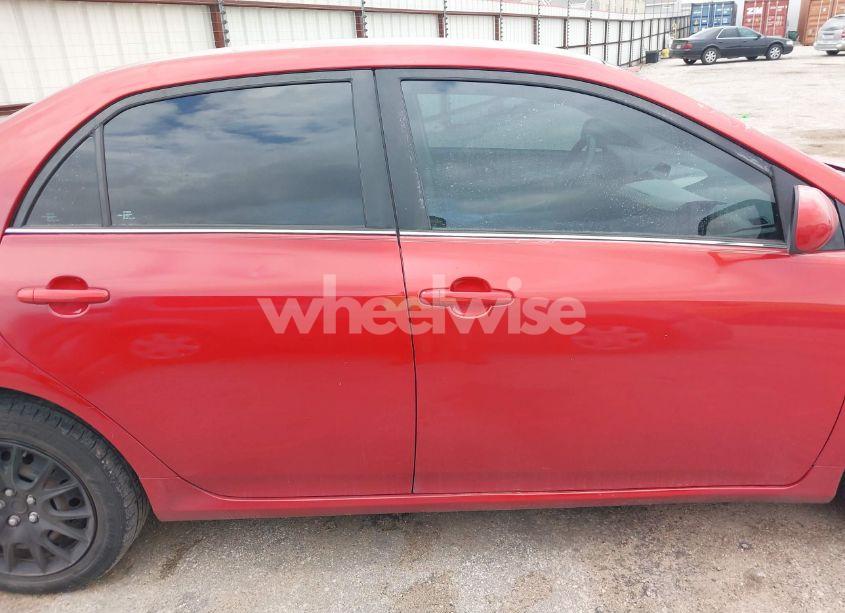 Photo 13 of 2013 Toyota Corolla LE (VIN 5YFBU4EE5DP112586)