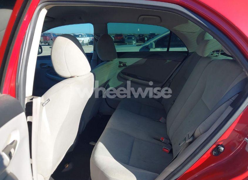 Photo 19 of 2013 Toyota Corolla LE (VIN 5YFBU4EE5DP112586)