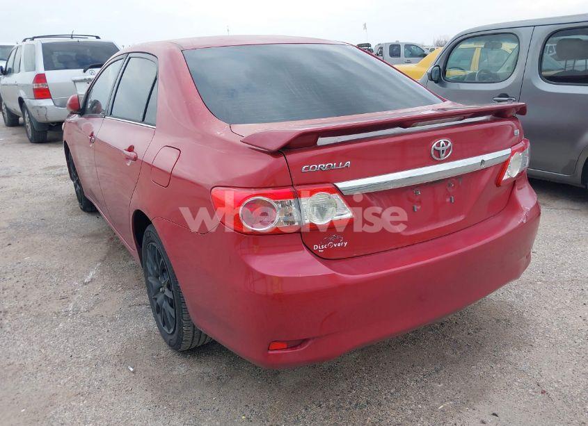 Photo 3 of 2013 Toyota Corolla LE (VIN 5YFBU4EE5DP112586)