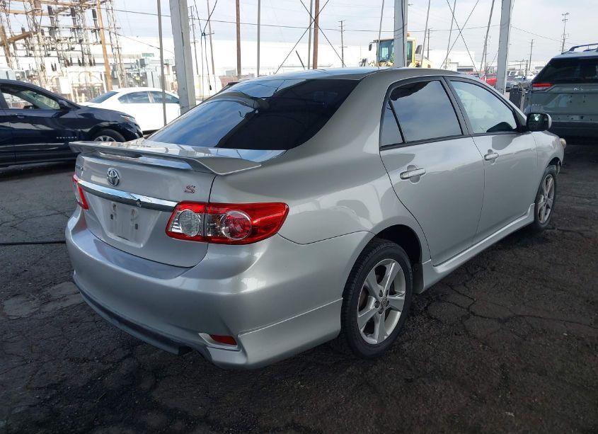 Photo 4 of 2013 Toyota Corolla S (VIN 5YFBU4EE5DP123572)