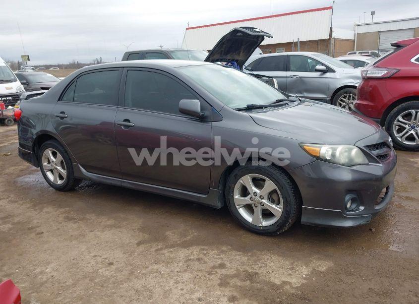 Photo 13 of 2013 Toyota Corolla S (VIN 5YFBU4EE5DP129713)