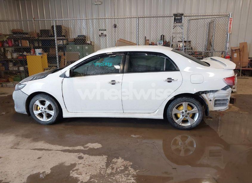 Photo 14 of 2013 Toyota Corolla S (VIN 5YFBU4EE5DP145054)