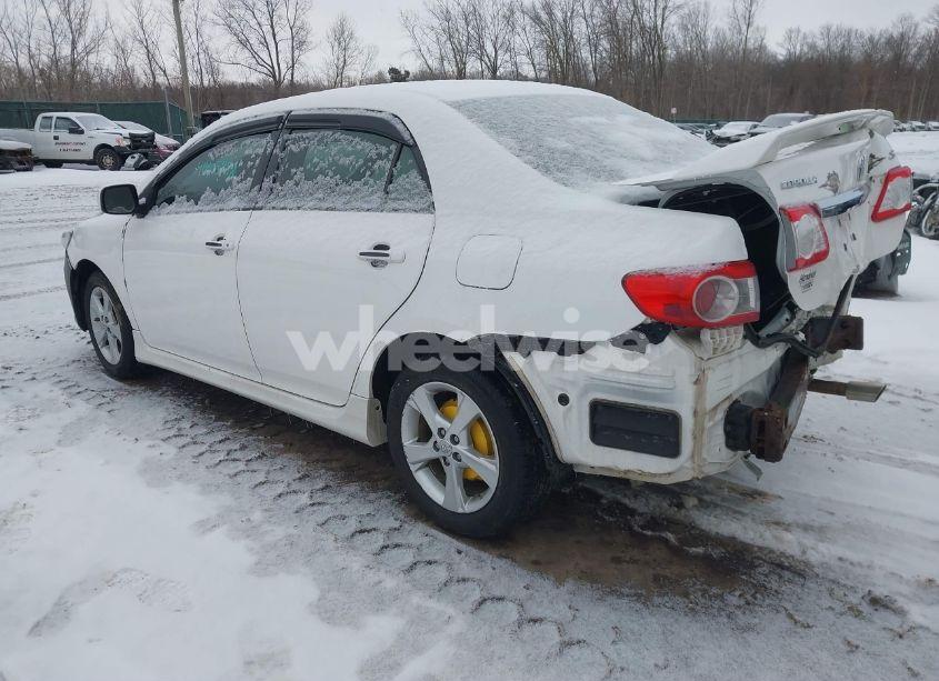 Photo 3 of 2013 Toyota Corolla S (VIN 5YFBU4EE5DP145054)