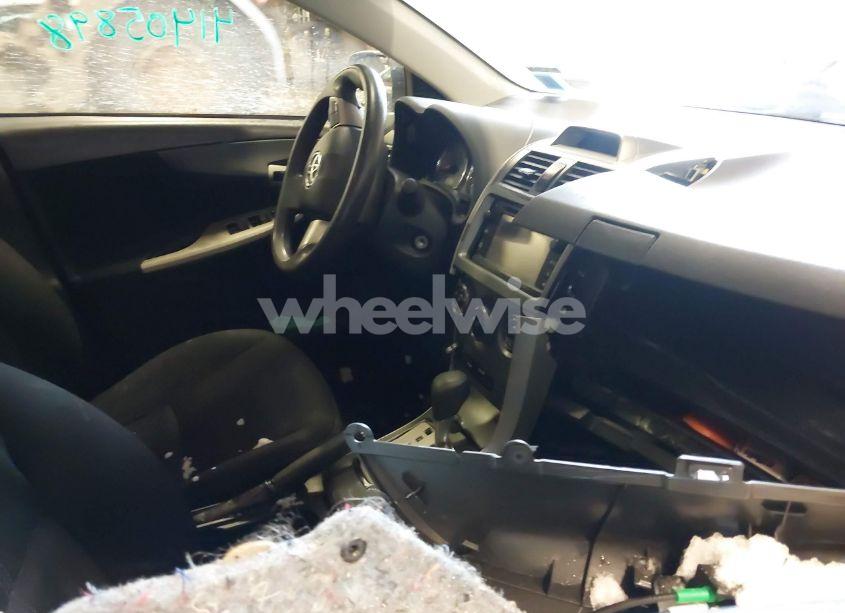 Photo 5 of 2013 Toyota Corolla S (VIN 5YFBU4EE5DP145054)