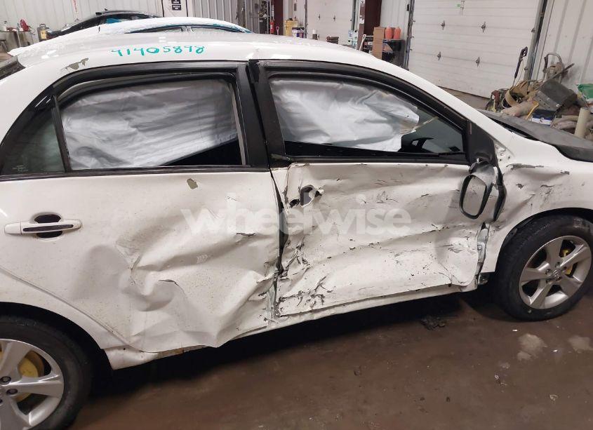 Photo 6 of 2013 Toyota Corolla S (VIN 5YFBU4EE5DP145054)